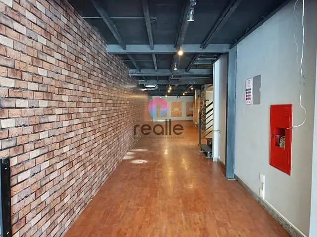 Loja com 330m², para alugar, no bairro Gutierrez em Belo Horizonte