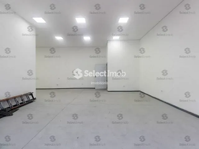 Loja com 80m², para alugar, no bairro Vila Bocaina em Mauá
