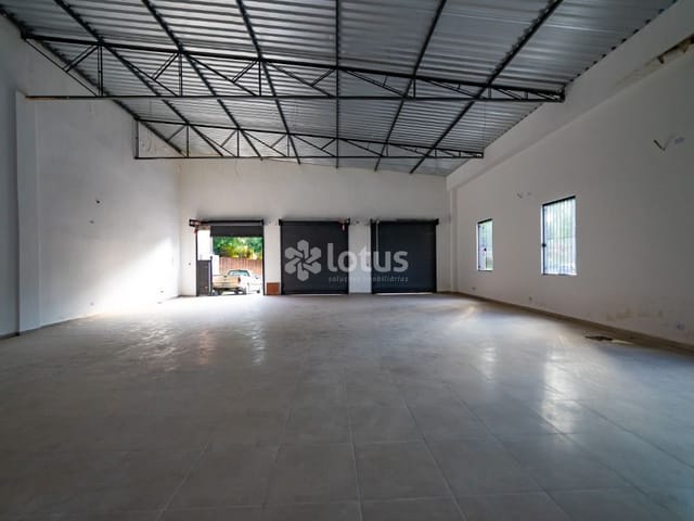 Loja com 185m², para alugar, no bairro Polvilho em Cajamar