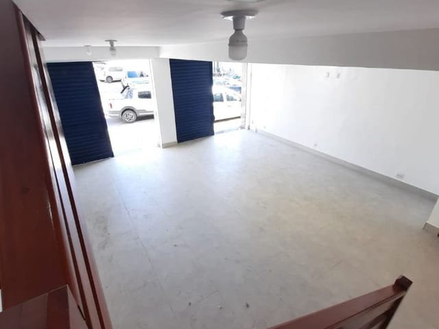 Loja para alugar, no bairro Centro em Macaé