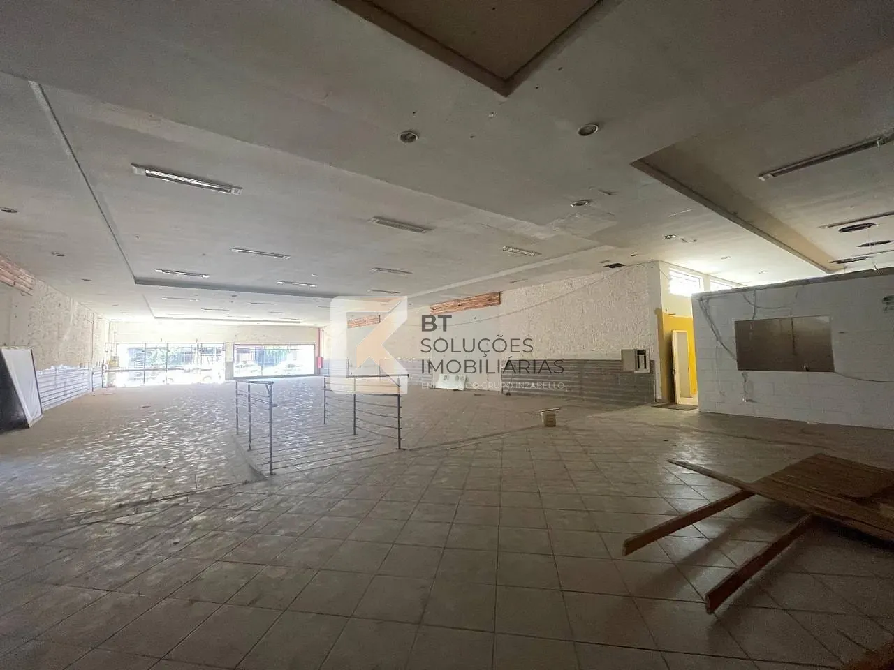 Loja-Salão, 1014 m² - Foto 4