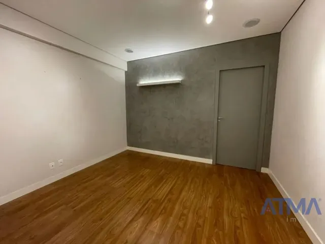 Sala para alugar, no bairro Cabral em Curitiba