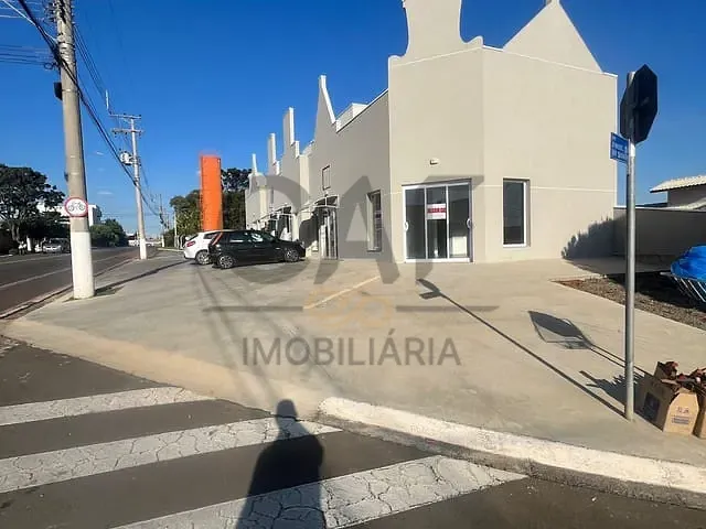 Loja com 40m², para alugar, no bairro Moinho Residencial em Holambra