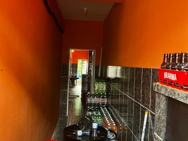 Loja com 125m², à venda, no bairro Jardim Mimas em Embu das Artes