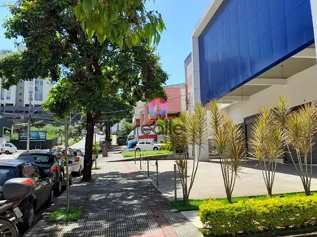 Loja com 285m², para alugar, no bairro Ouro Preto em Belo Horizonte