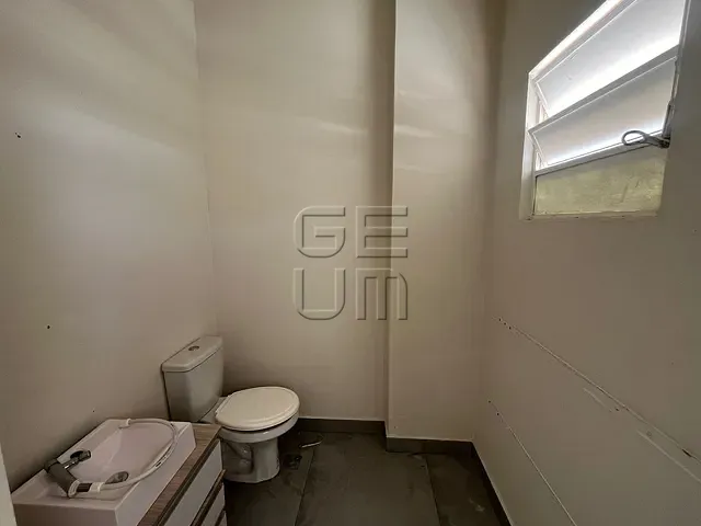 Loja para alugar, no bairro Centro em Londrina