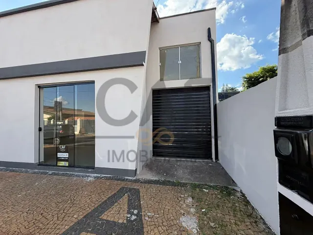 Loja com 108m², para alugar, no bairro Centro em Holambra