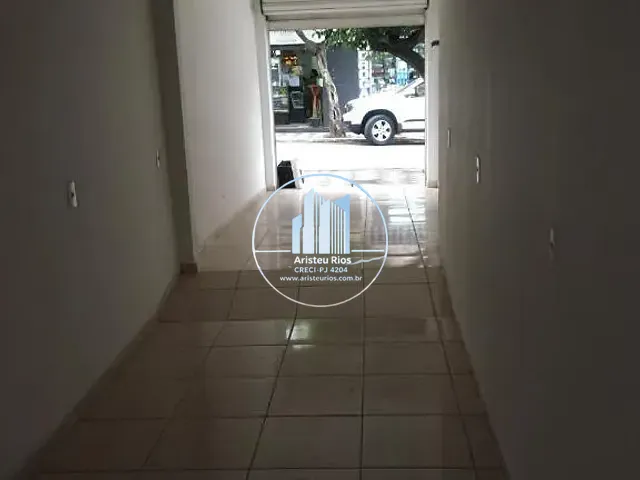 Loja com 30m², para alugar, no bairro Centro em Pouso Alegre