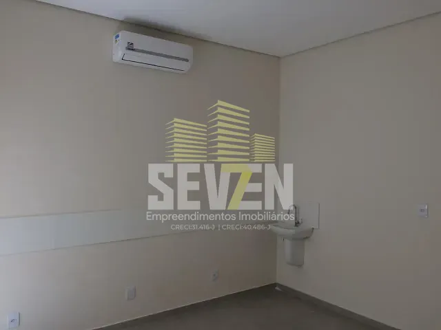 Loja com 363m², para alugar, no bairro Vila Mariana em Bauru
