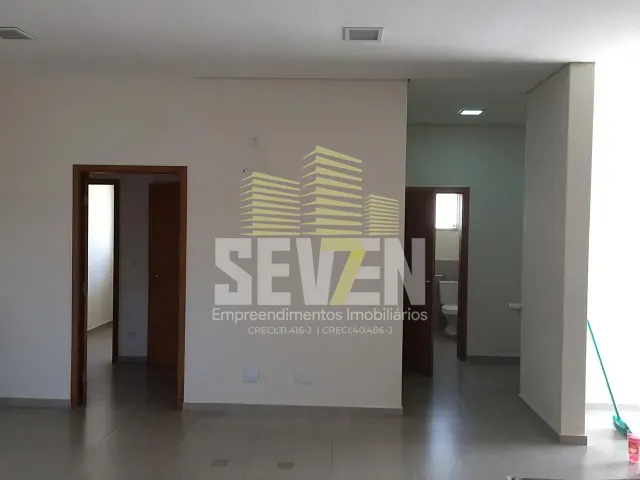 Loja com 363m², para alugar, no bairro Vila Mariana em Bauru