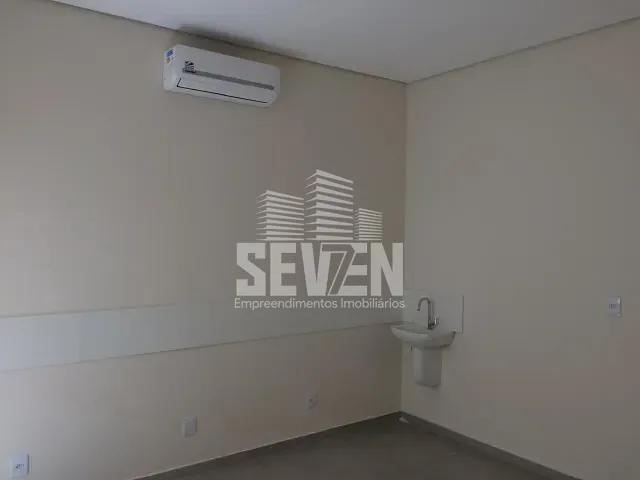 Loja com 363m², para alugar, no bairro Vila Mariana em Bauru