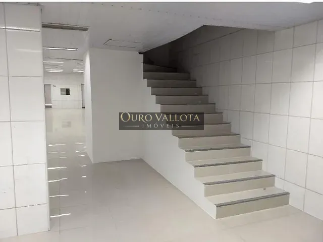 Loja com 270m², para alugar, no bairro Jardim Paulista em São Paulo