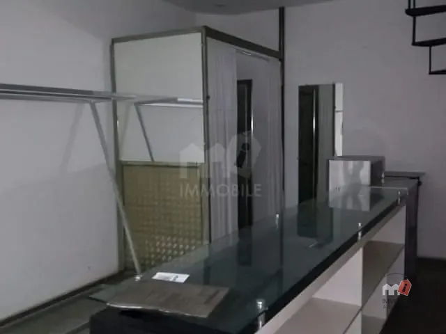 Loja para alugar, no bairro Alto da Serra em Petrópolis