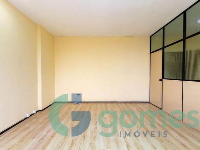 Sala à venda, no bairro Centro em Curitiba