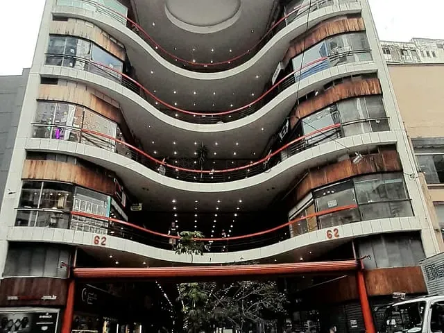 Loja com 22m², à venda ou para alugar, no bairro República em São Paulo