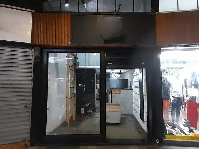 Loja com 22m², à venda ou para alugar, no bairro República em São Paulo