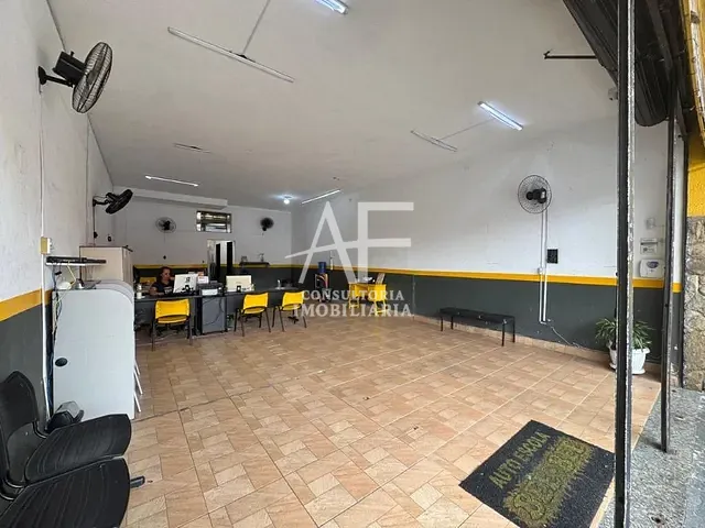 Loja com 94m², para alugar, no bairro Centro em Taubaté