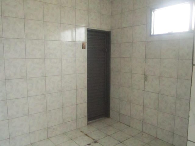 Loja com 50m², para alugar, no bairro Patrimônio Santo Antônio em Birigüi