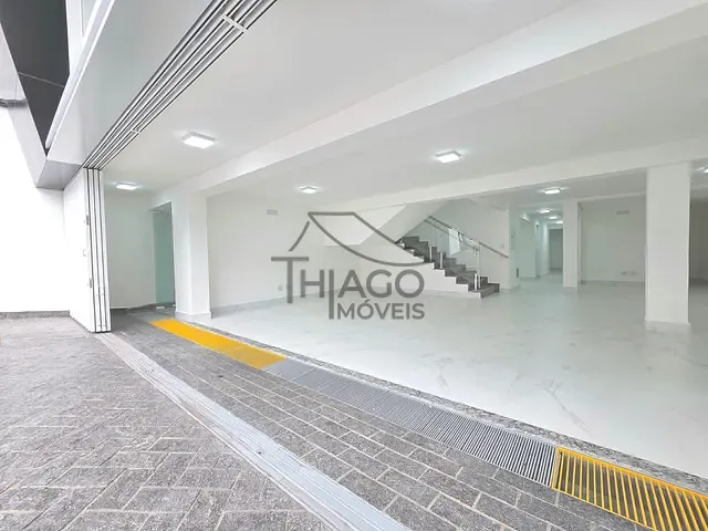 Loja com 715m², para alugar, no bairro Cidade Mãe do Céu em São Paulo