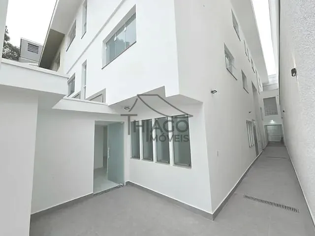 Loja com 715m², para alugar, no bairro Cidade Mãe do Céu em São Paulo