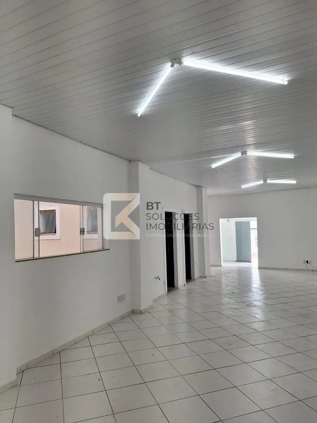 Loja-Salão, 180 m² - Foto 1
