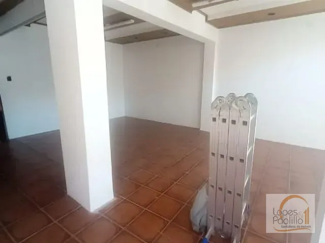 Loja com 250m², para alugar, no bairro Centro em Atibaia