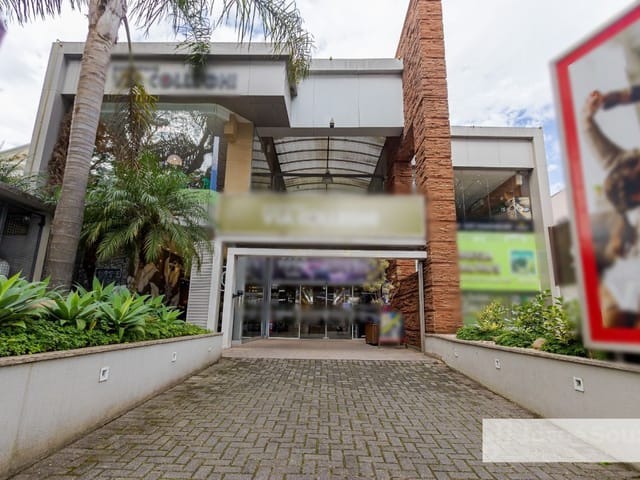 Loja à venda, no bairro Bacacheri em Curitiba