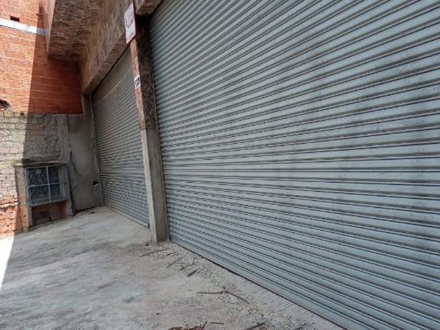 Loja com 800m², para alugar, no bairro Planalto (Caucaia do Alto) em Cotia