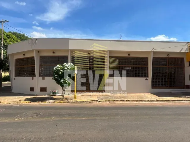 Loja com 100m², para alugar, no bairro Jardim Auri Verde em Bauru