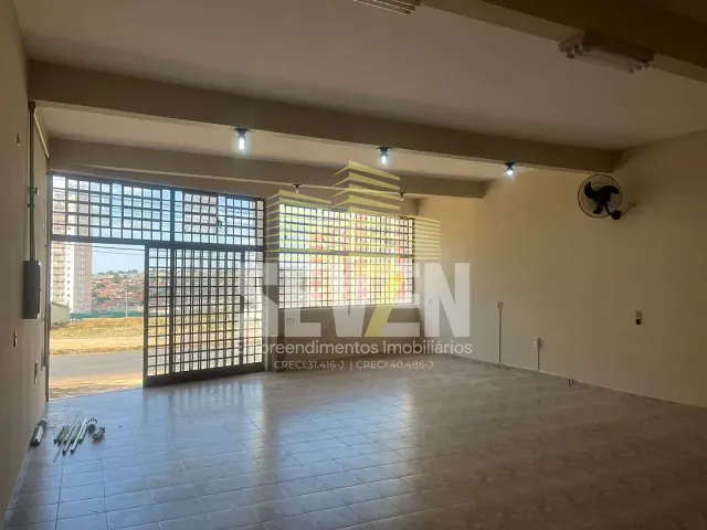 Loja com 100m², para alugar, no bairro Jardim Auri Verde em Bauru