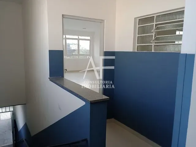 Loja com 250m², para alugar, no bairro Jardim Portugal em São José dos Campos
