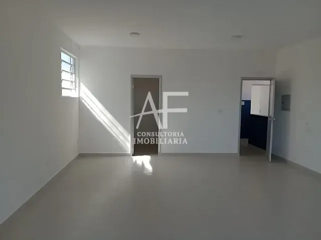 Loja com 250m², para alugar, no bairro Jardim Portugal em São José dos Campos