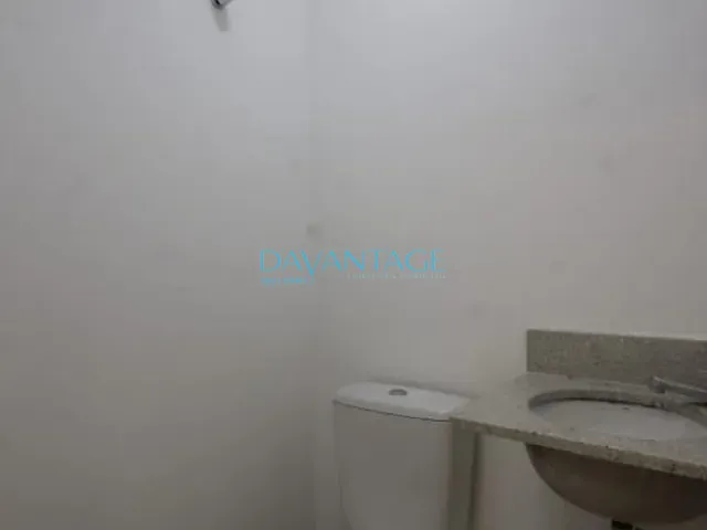 Conjunto comercial com 24m², para alugar, no bairro Liberdade em São Paulo