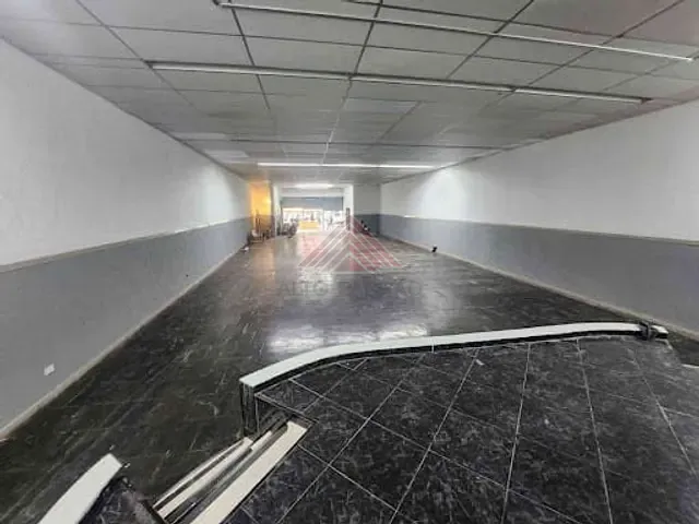 Loja com 350m², para alugar, no bairro Parque das Américas em Mauá