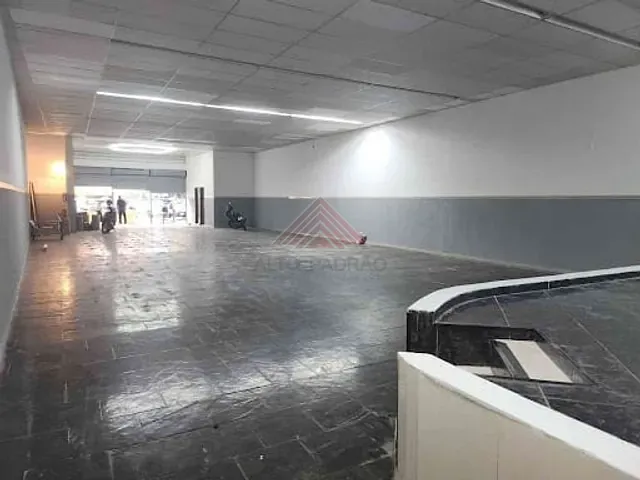 Loja com 350m², para alugar, no bairro Parque das Américas em Mauá