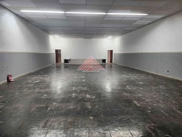 Loja com 350m², para alugar, no bairro Parque das Américas em Mauá