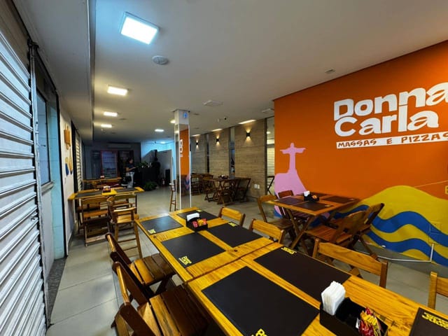 Loja com 648m², à venda, no bairro Glória em Macaé