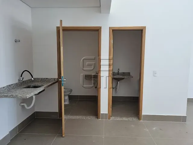 Loja para alugar, no bairro Antares em Londrina