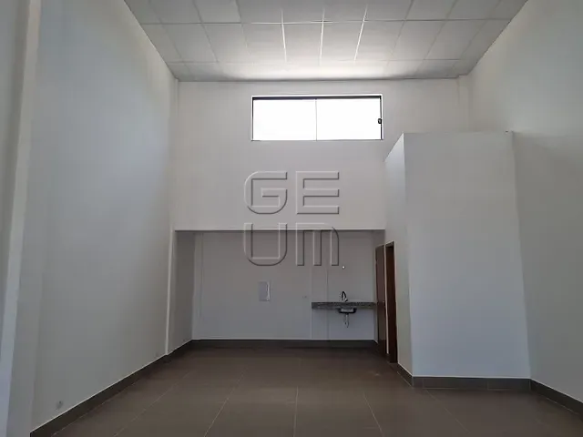 Loja para alugar, no bairro Antares em Londrina