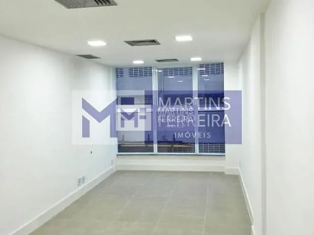 Loja com 34m² 1 quarto e 1 banheiro, à venda, no bairro Barra da Tijuca em Rio de Janeiro