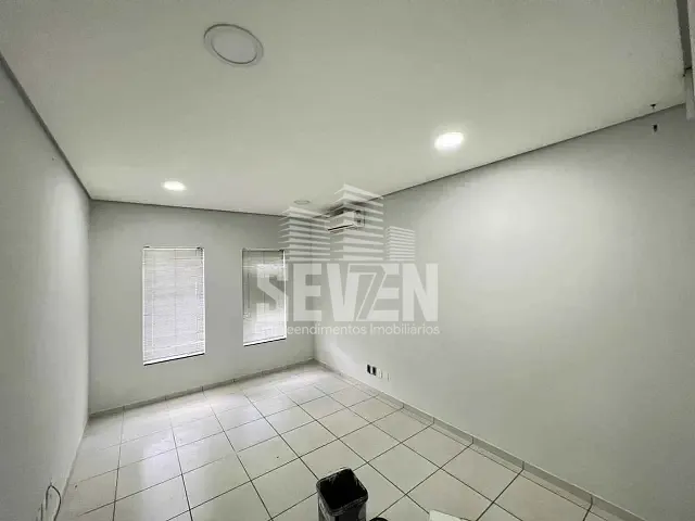 Loja com 330m², à venda, no bairro Vila Mesquita em Bauru