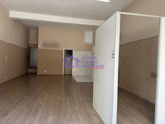 Loja com 55m², para alugar, no bairro Vila Carrão em São Paulo