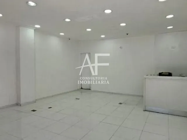 Loja com 56m², para alugar, no bairro Centro em Taubaté