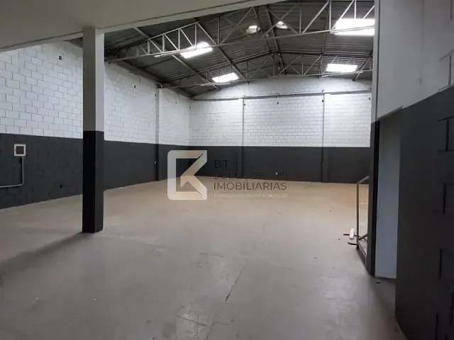 Loja com 250m², para alugar, no bairro Jardim Regente em Indaiatuba