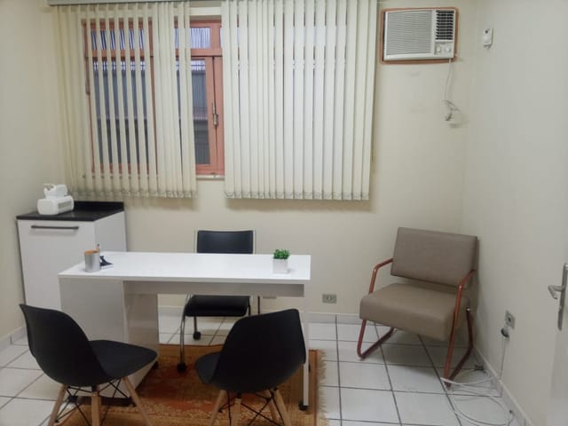 Loja com 480m², à venda, no bairro Vila Adyana em São José dos Campos