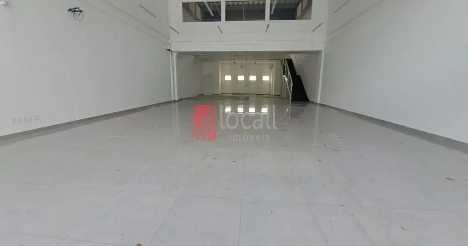 Loja / Salão / Ponto Comercial  para aluguel, 276m² — foto 2 de 16