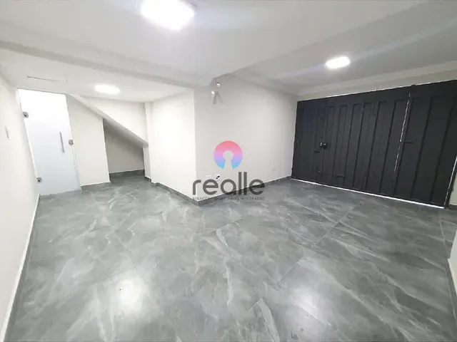 Loja para alugar, no bairro Colégio Batista em Belo Horizonte