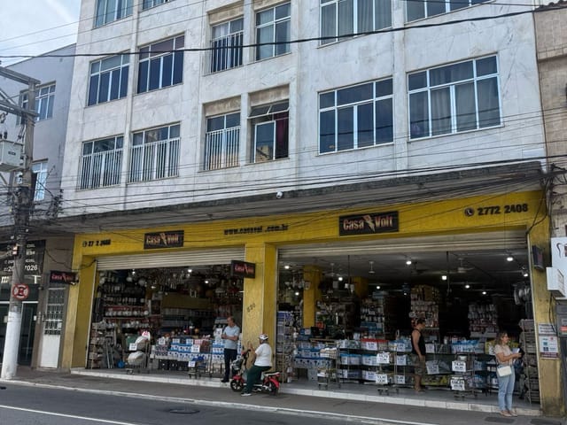 Loja à venda, no bairro Centro em Macaé