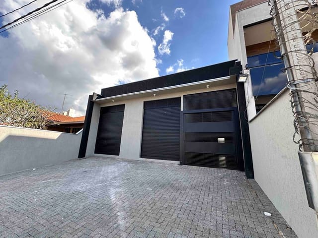 Loja com 238m², para alugar, no bairro Aurora em Londrina