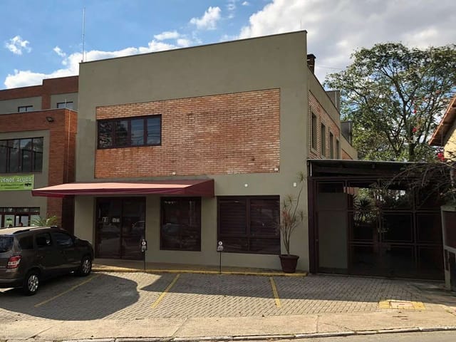 Loja com 351m², à venda, no bairro Chácara São João em Carapicuíba